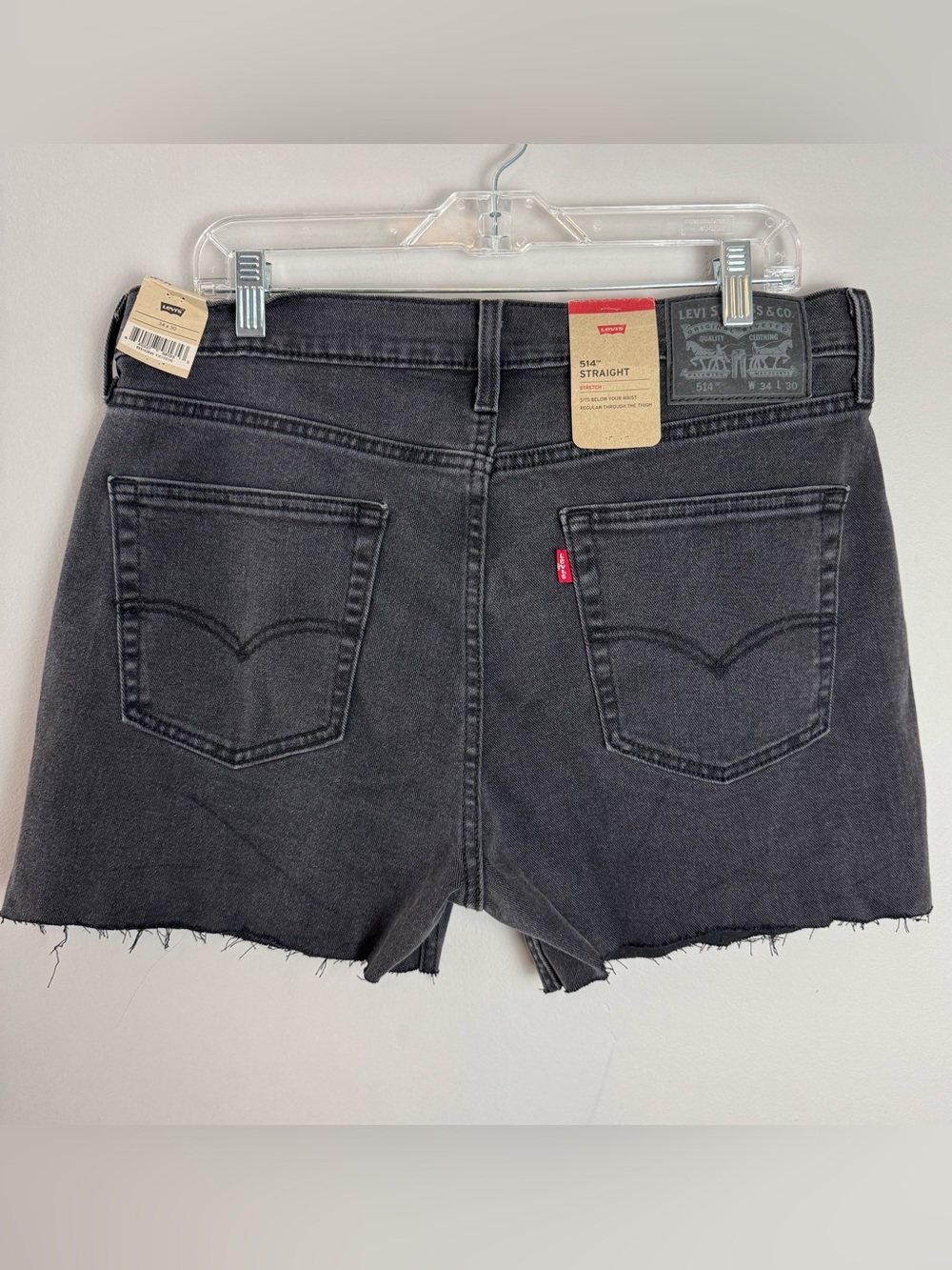 NWT Levi's Black 514 Straight High-Rise Raw Hem Denim Shorts Size 34 - Picture 5 of 8
